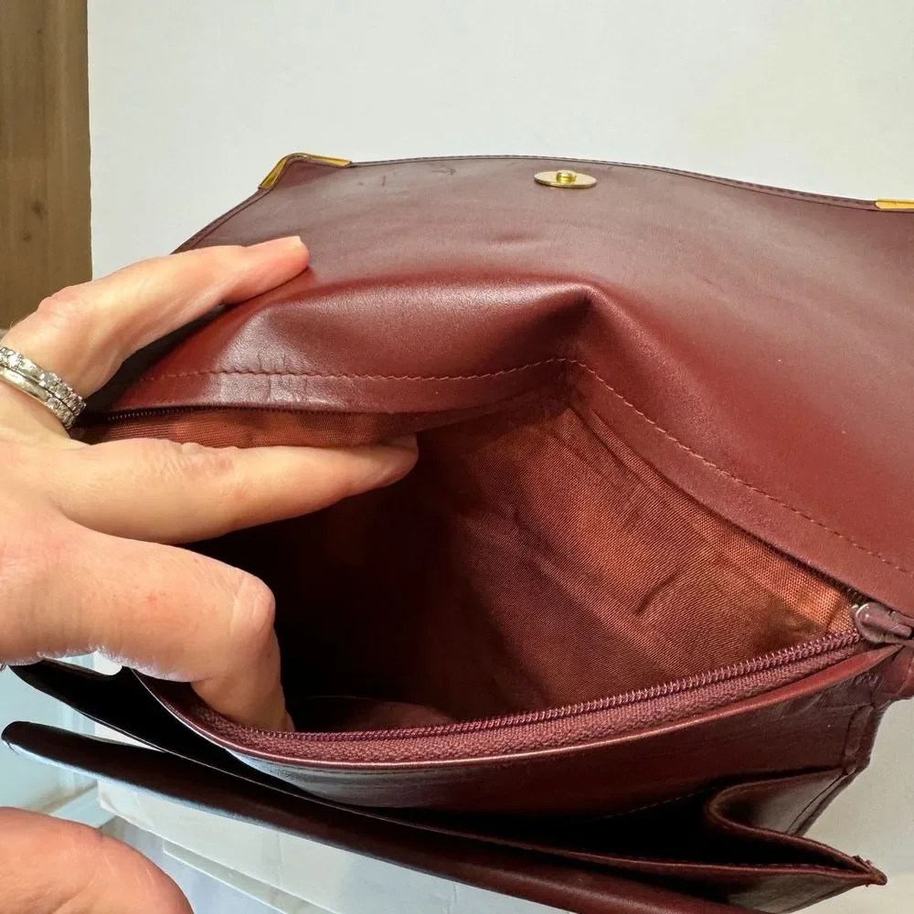 CARTIER Burgundy Bordeaux Leather Clutch Purse Bag - Authentic - Picture 12 of 16